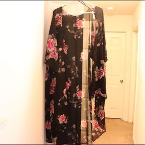 Floral printed kimono